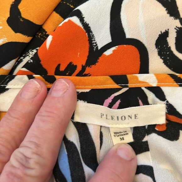 Pleione bold multicolored floral sleeveless blouse Size M EUC - Picture 7 of 10